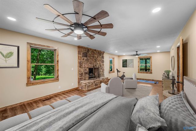 6654 County Road 223, Collinsville, AL 35961