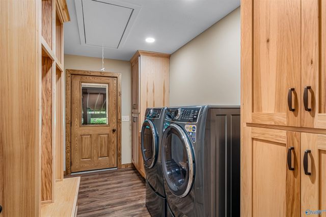 6654 County Road 223, Collinsville, AL 35961