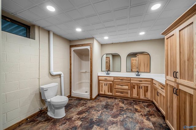 6654 County Road 223, Collinsville, AL 35961