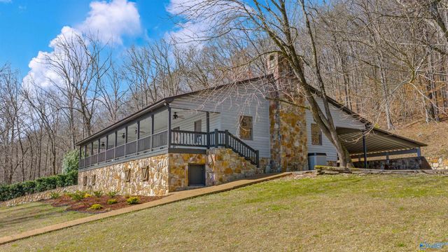 6654 County Road 223, Collinsville, AL 35961