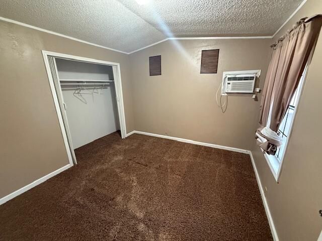 320 N Blackstone Street 14, Tulare, CA 93274