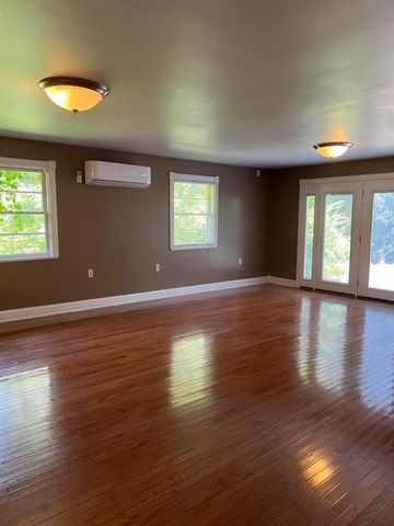 513 Sharp Gap Road, Barbourville, KY 40906