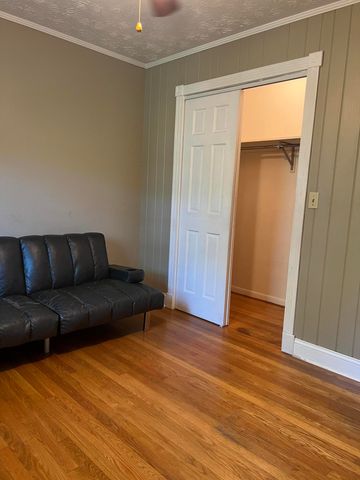 513 Sharp Gap Road, Barbourville, KY 40906