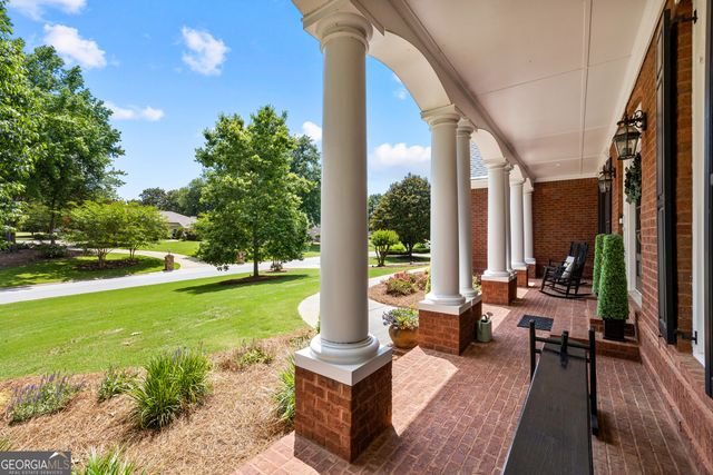 635 Birkdale Drive, Fayetteville, GA 30215
