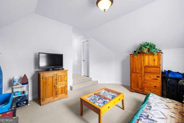 635 Birkdale Drive, Fayetteville, GA 30215