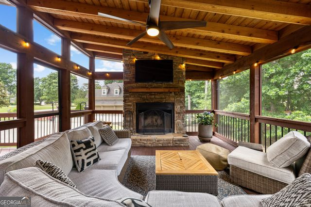 635 Birkdale Drive, Fayetteville, GA 30215