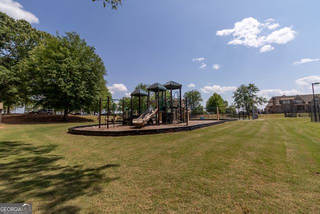 635 Birkdale Drive, Fayetteville, GA 30215
