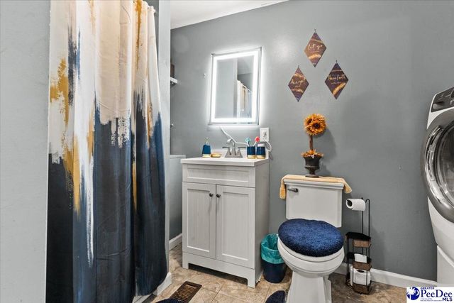 1404 Harrison St, Dillon, SC 29536