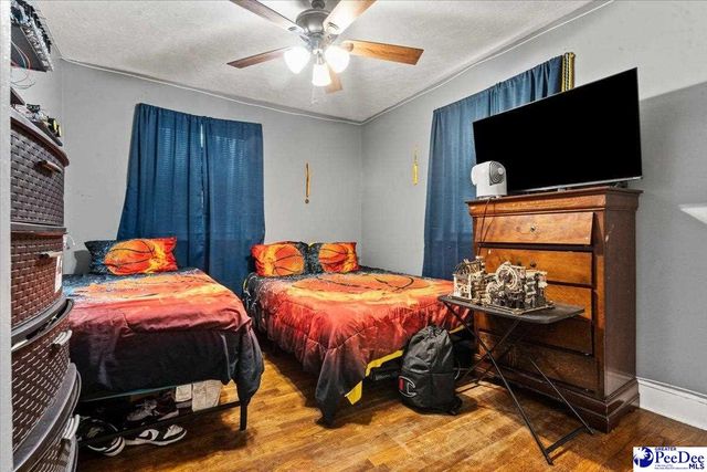 1404 Harrison St, Dillon, SC 29536