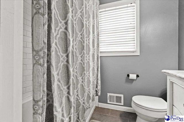 1404 Harrison St, Dillon, SC 29536