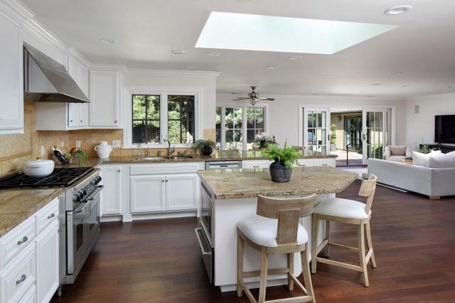 59 Nora Way, Atherton, CA 94027