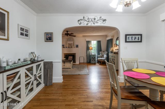 2401 E 4th Street, Greenville, NC 27858