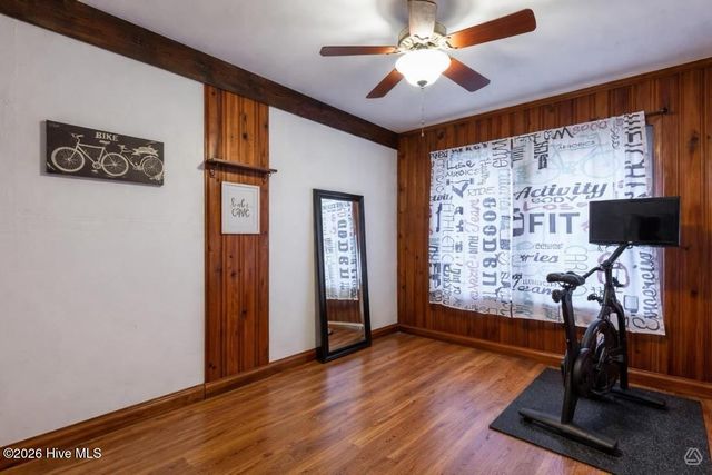 2401 E 4th Street, Greenville, NC 27858