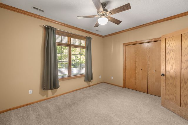12810 Cardinal Lane, Urbandale, IA 50323