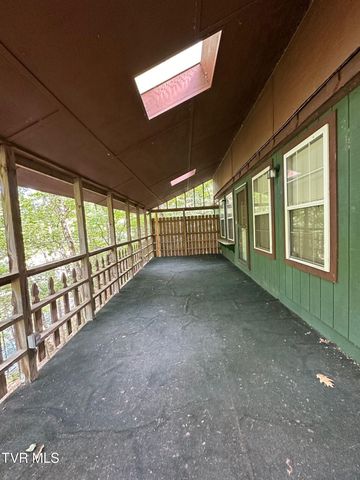 2320 Devault Bridge Road, Piney Flats, TN 37686