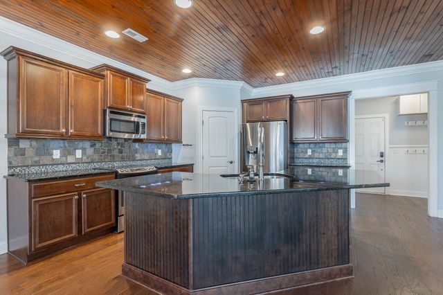 7364 Red Poppy Drive, Ooltewah, TN 37363