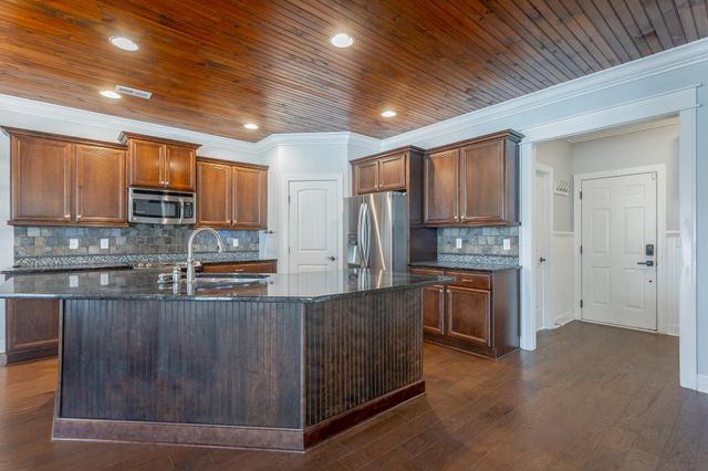 7364 Red Poppy Drive, Ooltewah, TN 37363