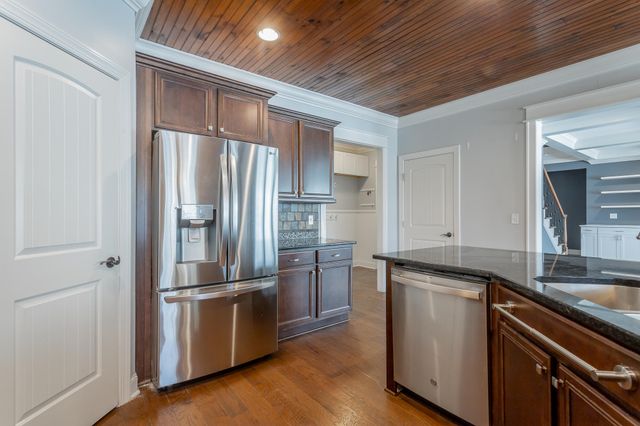 7364 Red Poppy Drive, Ooltewah, TN 37363