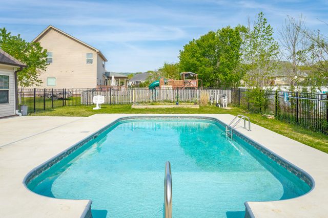 7364 Red Poppy Drive, Ooltewah, TN 37363