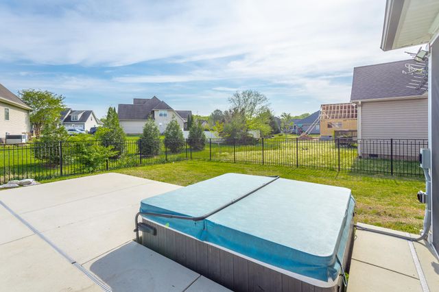 7364 Red Poppy Drive, Ooltewah, TN 37363