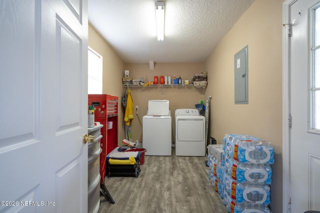 27333 W FOURTEENTH Avenue, Hilliard, FL 32046