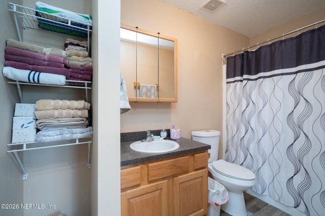 27333 W FOURTEENTH Avenue, Hilliard, FL 32046