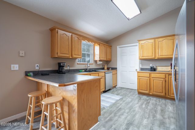 27333 W FOURTEENTH Avenue, Hilliard, FL 32046