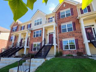 719 Hickory Street, Mundelein, IL 60060
