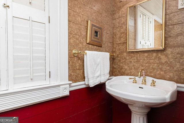 176 Confederate Avenue, Dallas, GA 30132