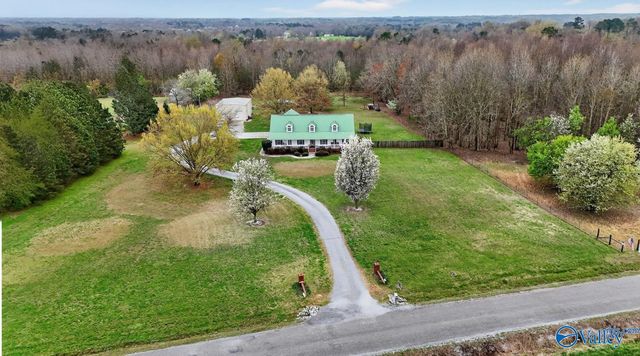 1620 County Road 160, Crossville, AL 35962