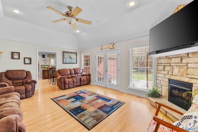 1620 County Road 160, Crossville, AL 35962