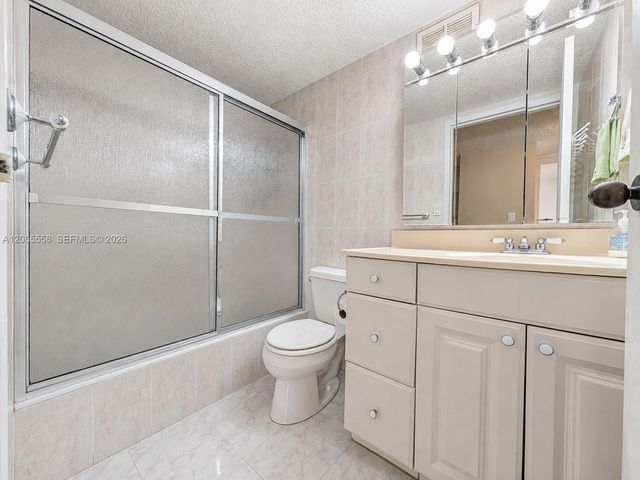 17011 N Bay Road 801, Sunny Isles Beach, FL 33160