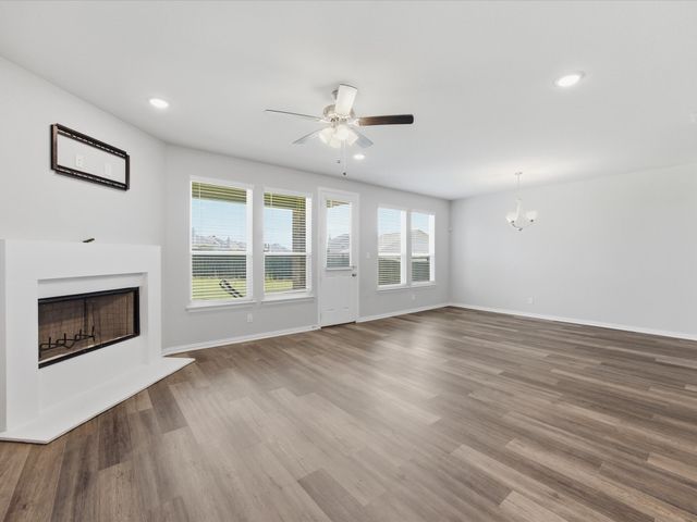 812 Taliaferro Trail, Springtown, TX 76082