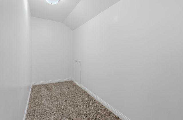 3304 TIMBER RUN DR, Columbia, MO 65203