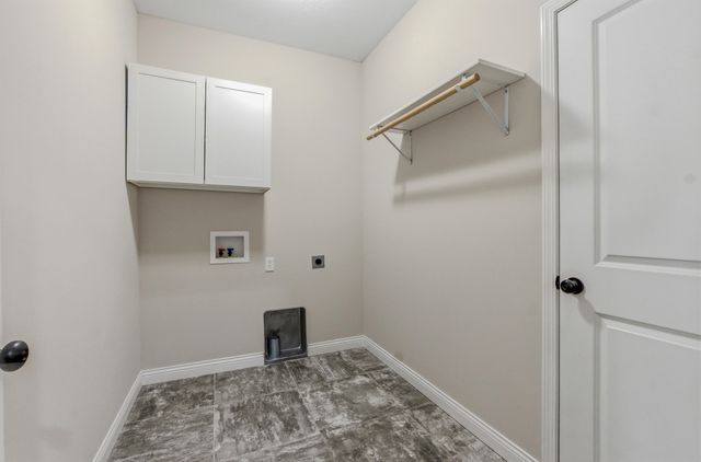 3304 TIMBER RUN DR, Columbia, MO 65203