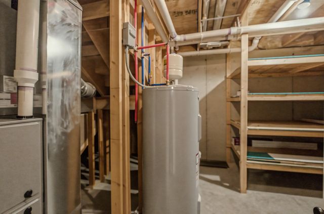 3304 TIMBER RUN DR, Columbia, MO 65203