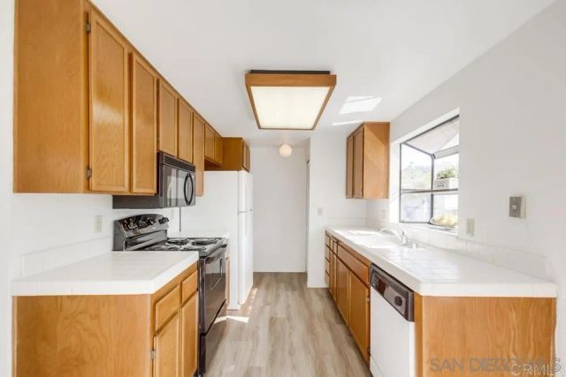 3637 Avocado Village Ct 99, La Mesa, CA 91941