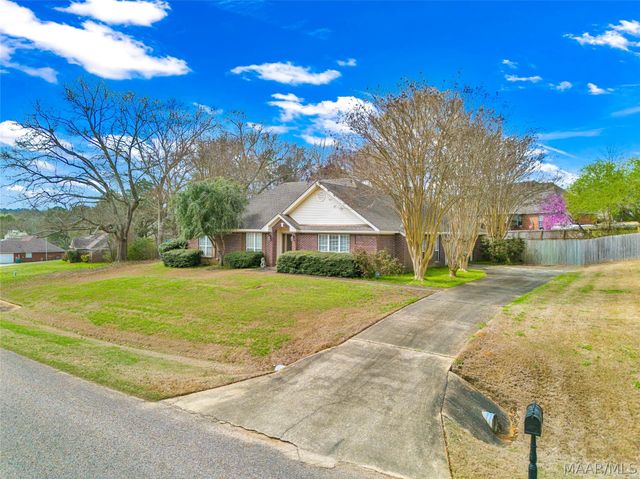 472 RICHFIELD Road, Deatsville, AL 36022