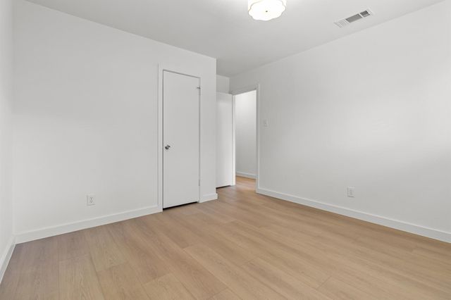 11131 Henge DR, Austin, TX 78759