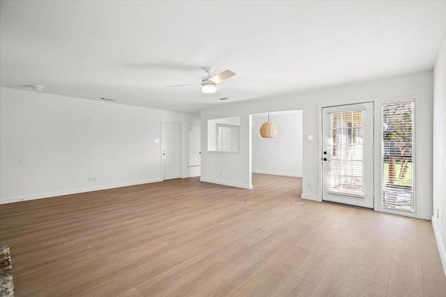 11131 Henge DR, Austin, TX 78759