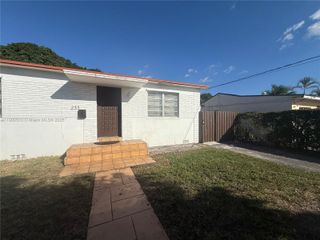 233 NW 45th Ave E, Miami, FL 33126