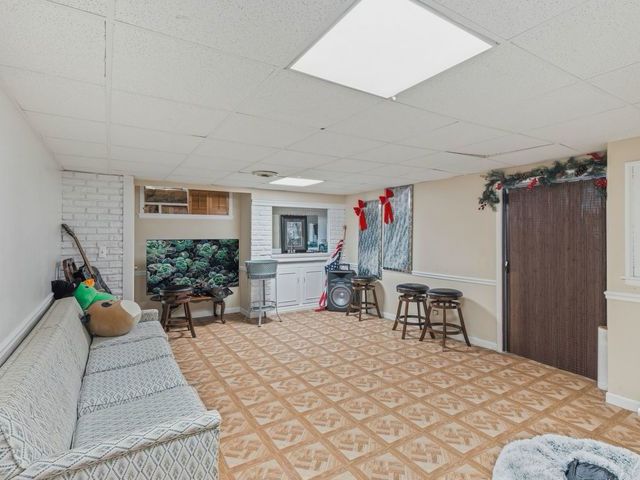 306 Milton Court B, Bloomingdale, IL 60108