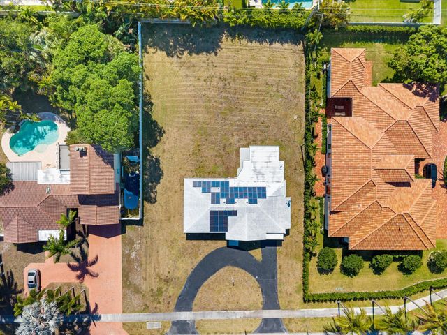 1035 NW 4th Avenue, Boca Raton, FL 33432