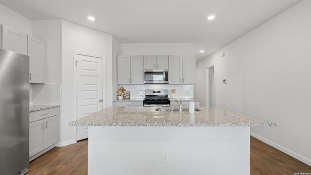 323 Elephants Ear, New Braunfels, TX 78130