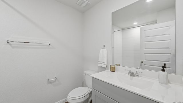 323 Elephants Ear, New Braunfels, TX 78130