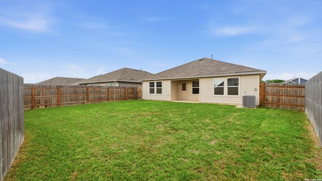 323 Elephants Ear, New Braunfels, TX 78130