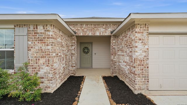 323 Elephants Ear, New Braunfels, TX 78130