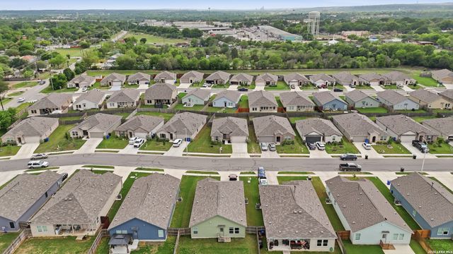 323 Elephants Ear, New Braunfels, TX 78130