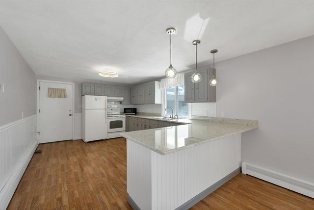 68 Kings Hwy Unit 27, Hampton, NH 03842