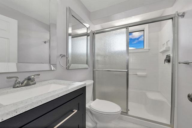 68 Kings Hwy Unit 27, Hampton, NH 03842